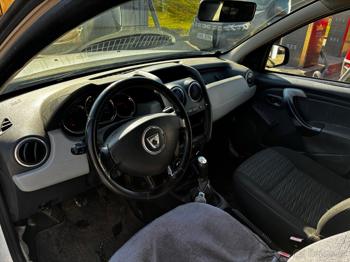 Dacia Duster 1,6 - 6