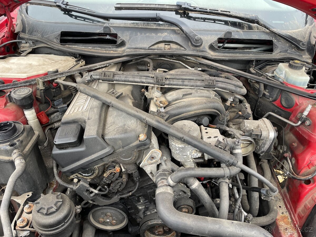 BMW E90 320i 110Kw NÁHRADNÍ DÍLY - 6