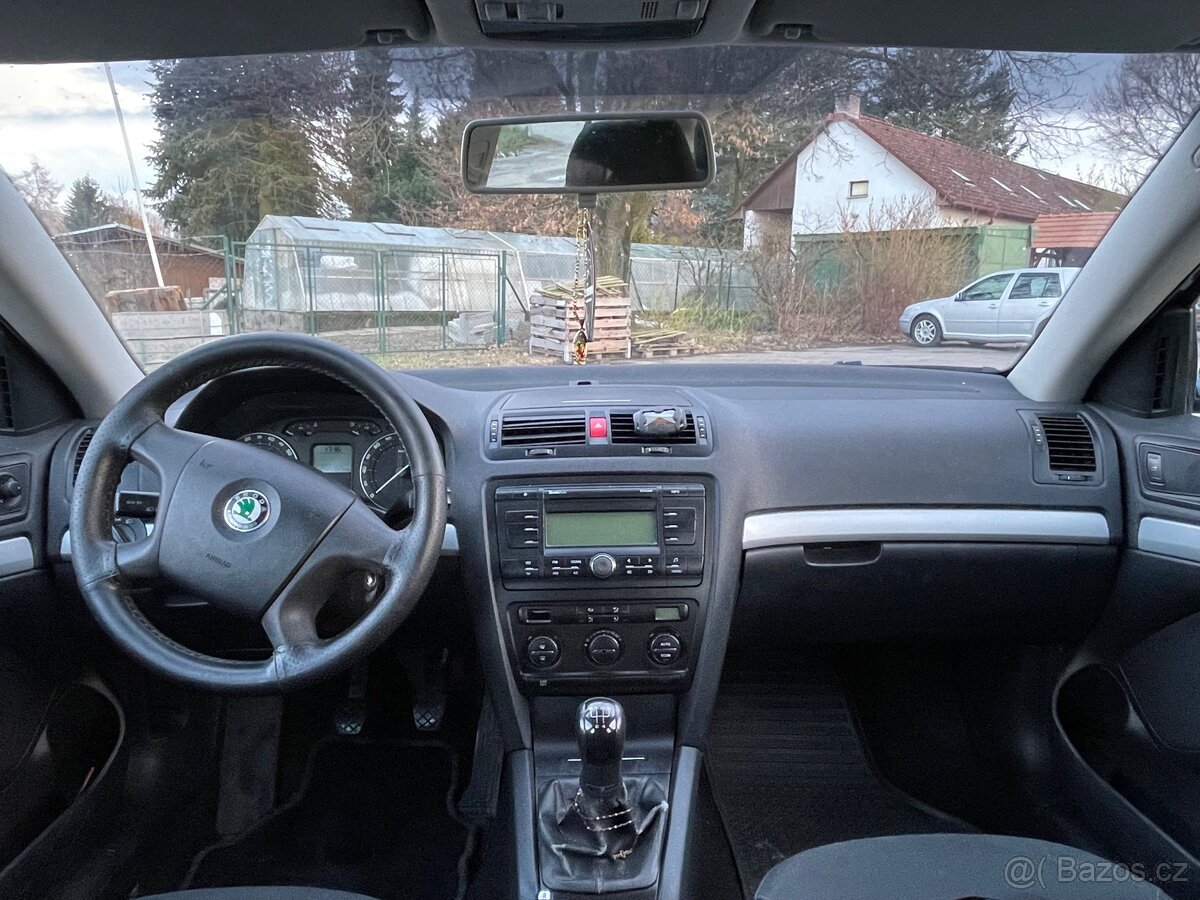 Škoda Octavia II - 6