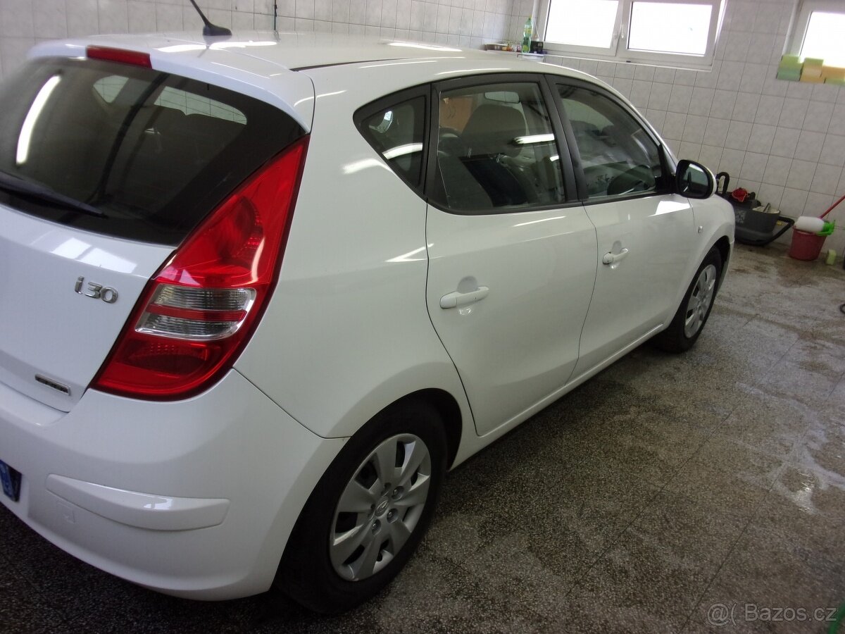 Hyundai i30 1,6 CRDi - 6