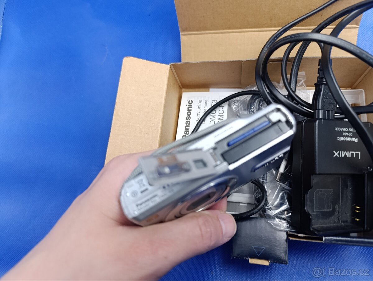 Fotoaparát Panasonic Lumix DMC-F3 - 6