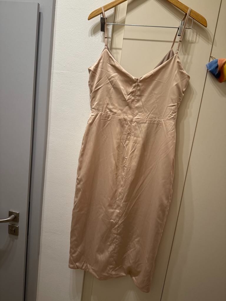 Společenské šaty na ramínka, vel. 40 - 6