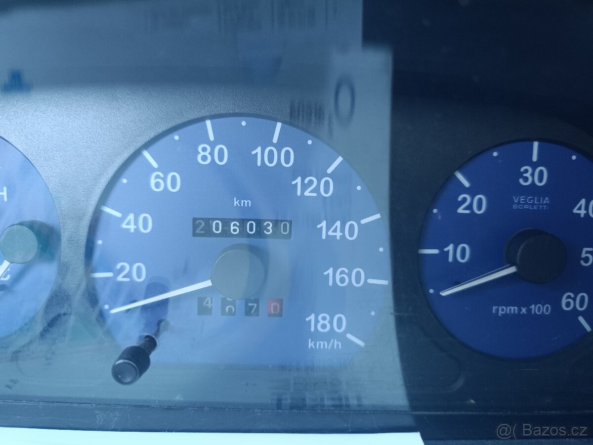 Prodáme Citroen Jumper 2,8 HDI - dodávka - 6