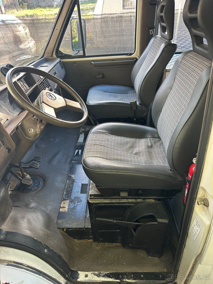 Obytná Vestavba Peugeot Boxer - 6