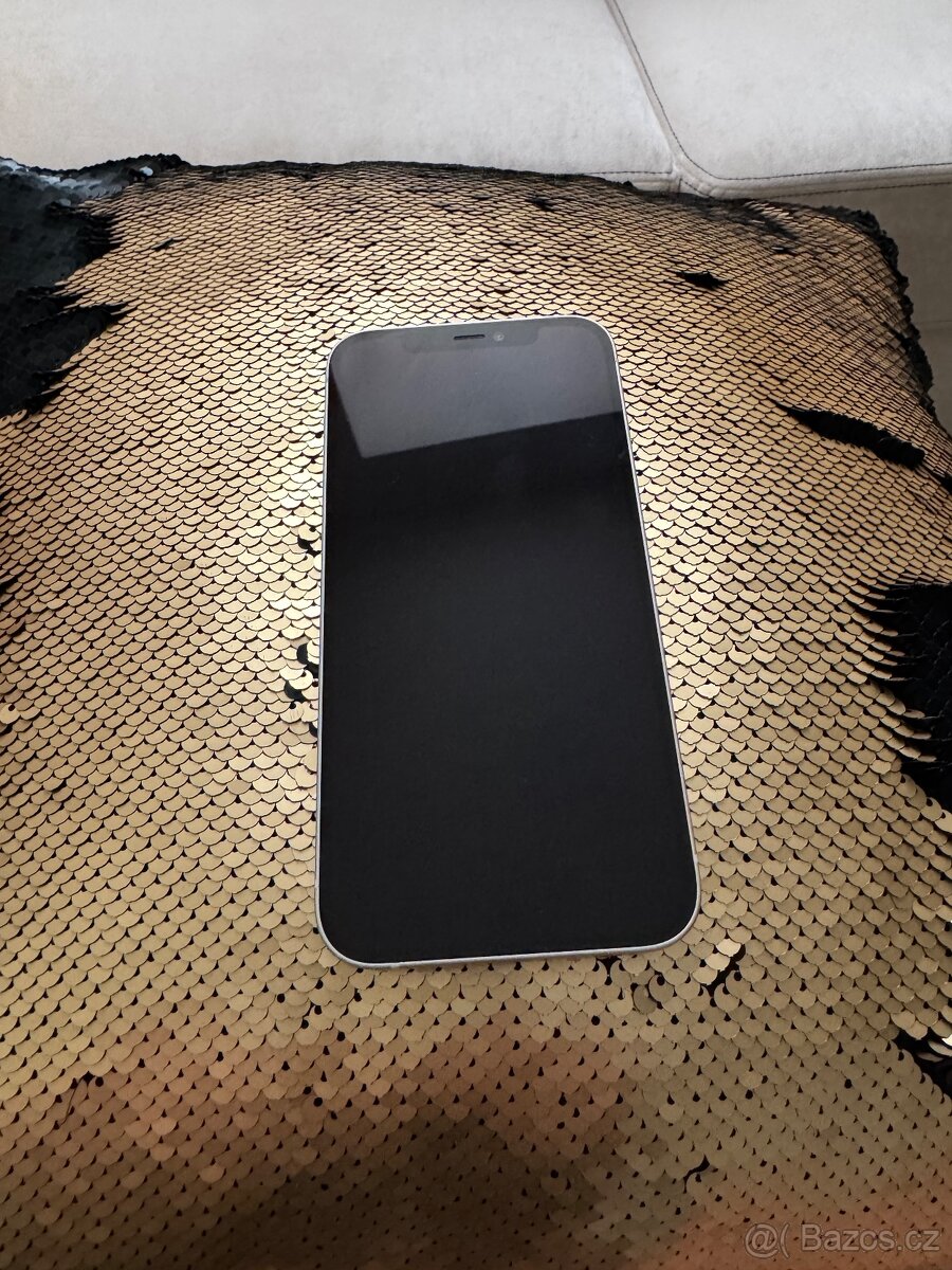 Apple iPhone 12 128GB bílý - 6