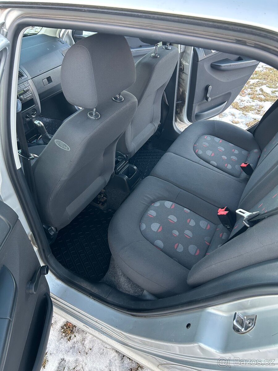Škoda fabia - 6