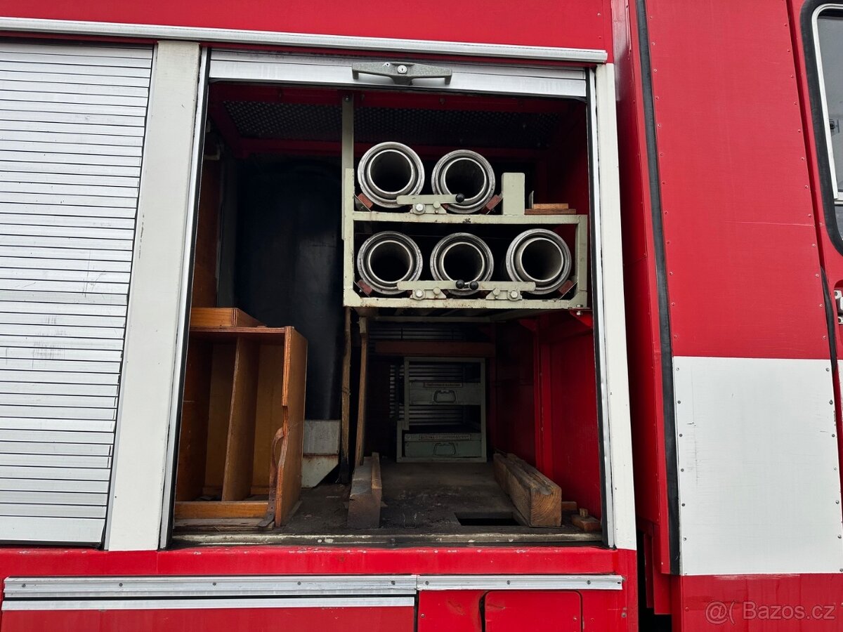 KAROSA hasičské vozidlo 1990 VIN 017 - 6
