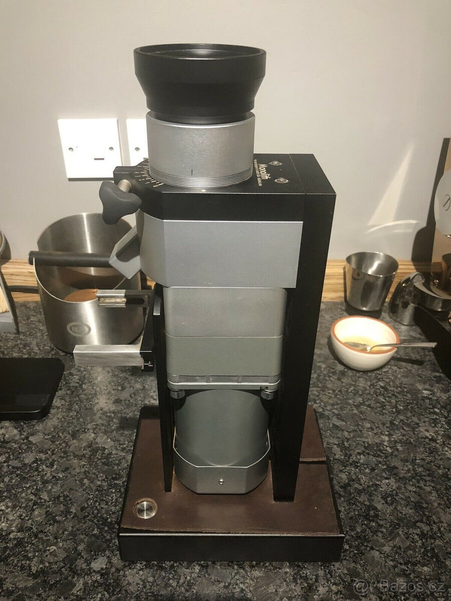 Mlýnek na kávu Kafatek Monolith MC1 2017 - 6