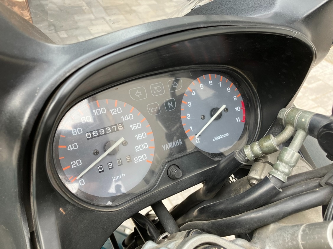 Yamaha XJ600 Diversion r.v.2000 - 6