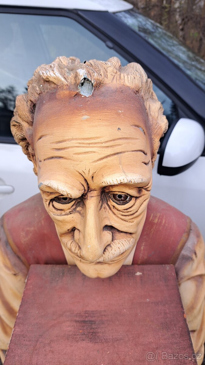 Soška Alberta Einsteina - 6