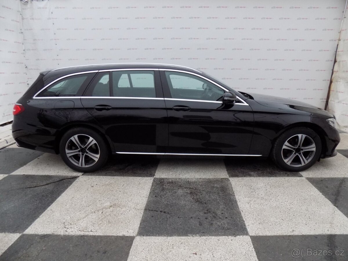 Mercedes-Benz Třídy E 220d/LED-Performance/DPH/ - 6