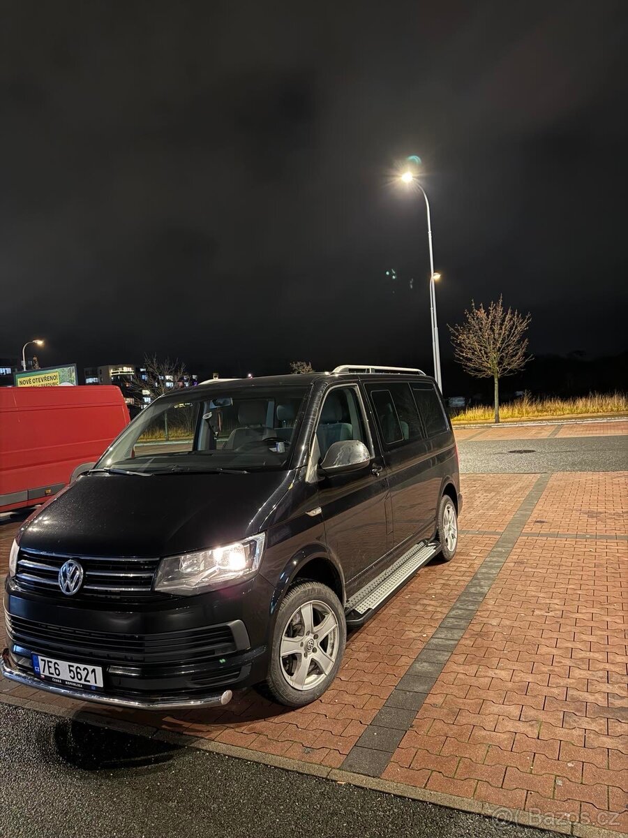 Volkswagen Caravelle - 6