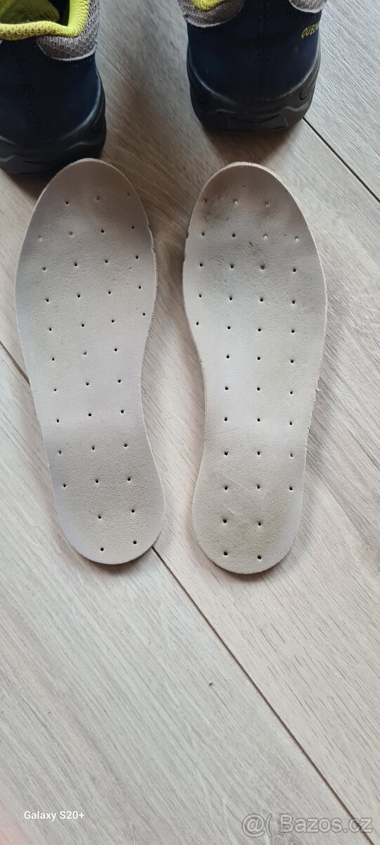 dětské turistické boty Quechua, vel 30 - 6