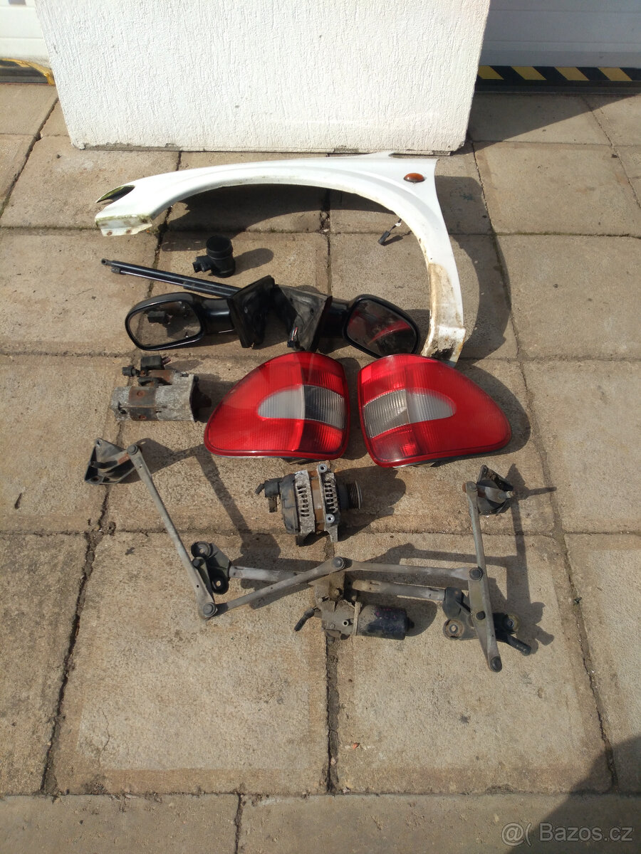 Chrysler Grand Voyager 2,5 105kw - náhradní díly - 6