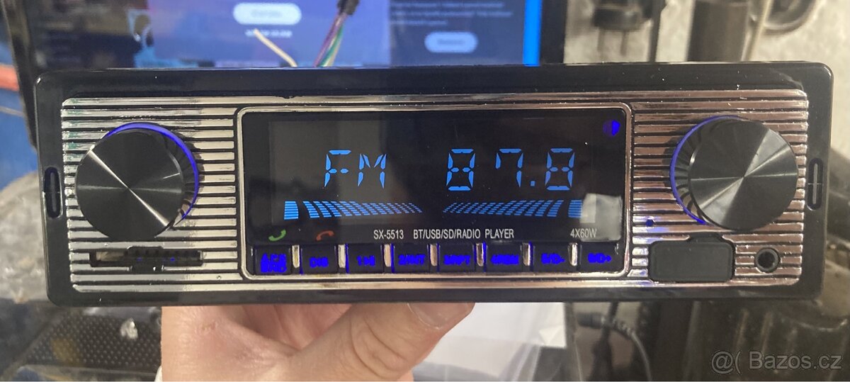 Nové autorádio s retro designem - USB, Bluetooth, SD, AUX - 6