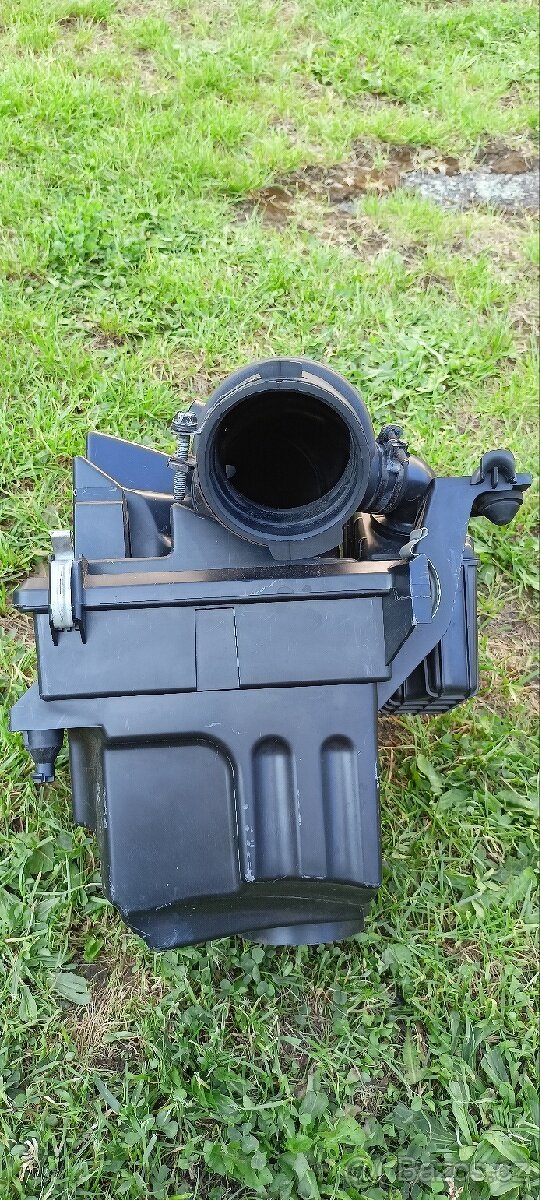 Náhradní díly na Mazdu 3 BK - 6