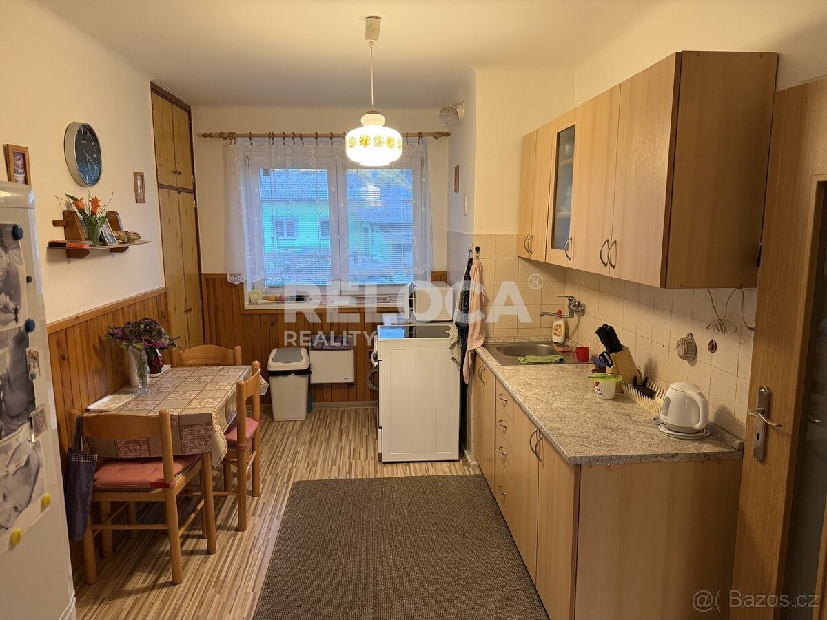 Prodej bytu 3+1, 94 m² , dvě sklepní kóje - 6