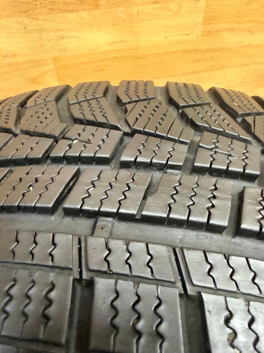 Zimní pneu 205/60/16 č.1 - 6