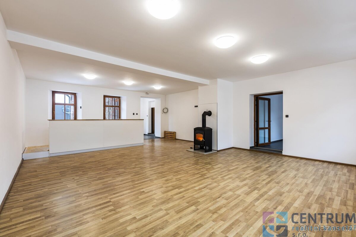 Pronájem obchodních prostor, 323 m2 - 6