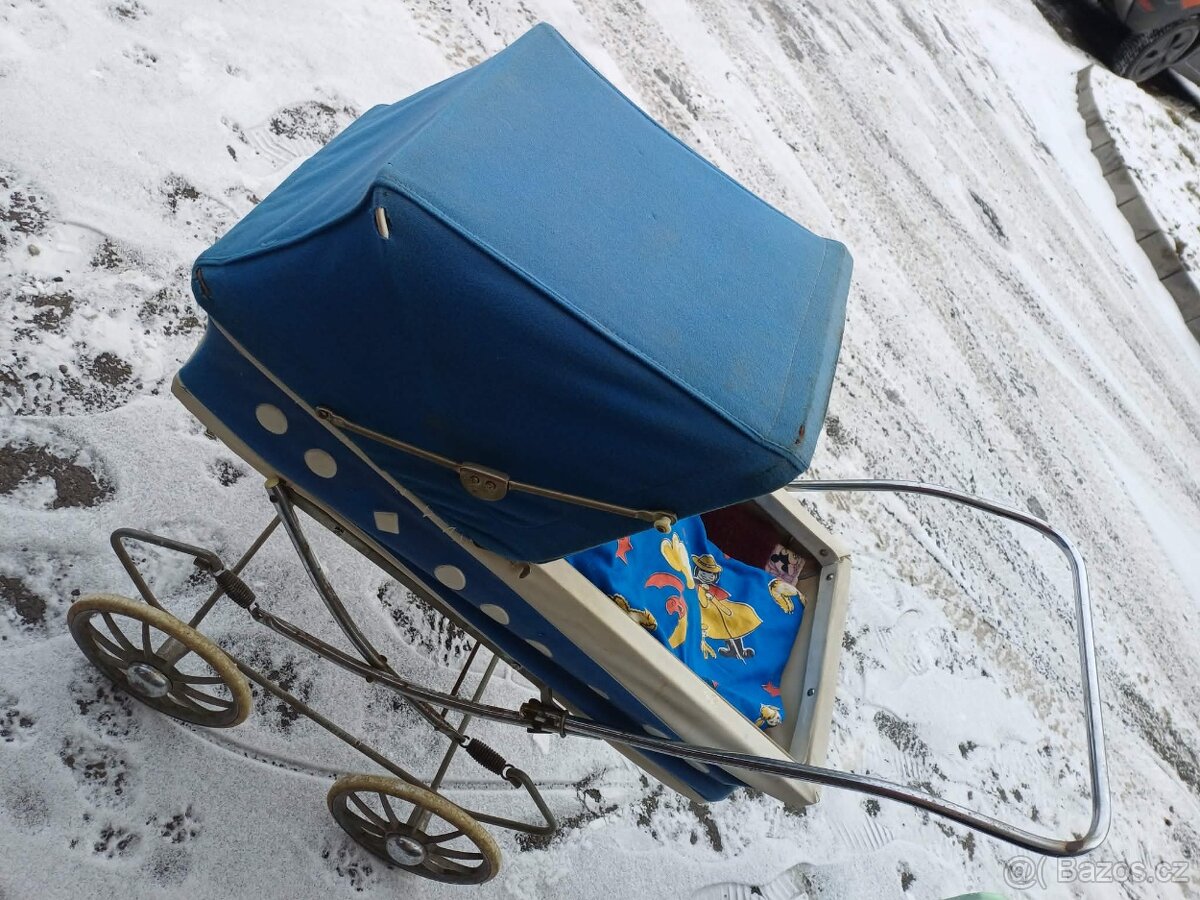 RETRO - kočárek pro panenky - 6