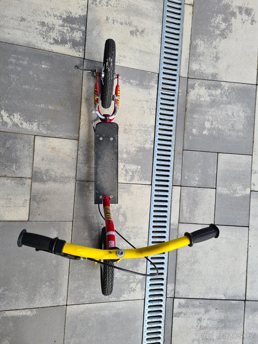 Jízdní kolo a koloběžka - 6