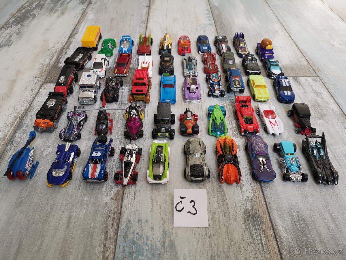 Autíčka HotWheels - 6