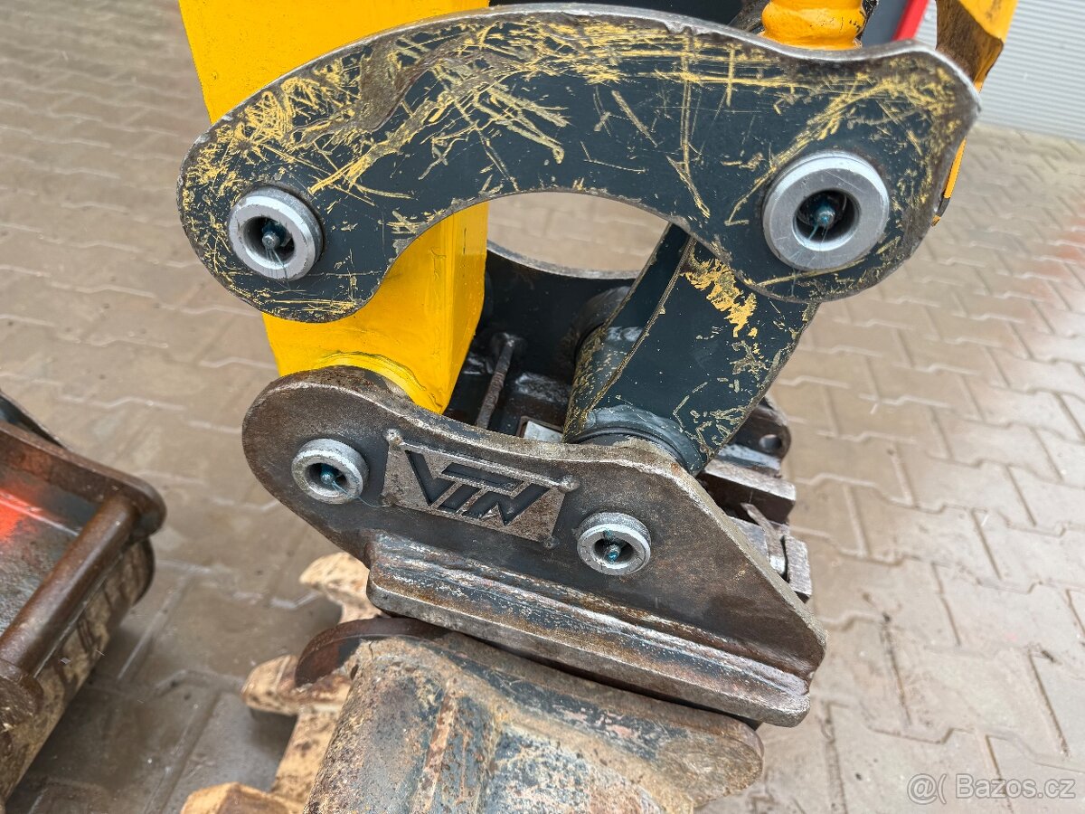 Hyundai 18-9 Robex Minibagr 2T + 3x lžíce - 6