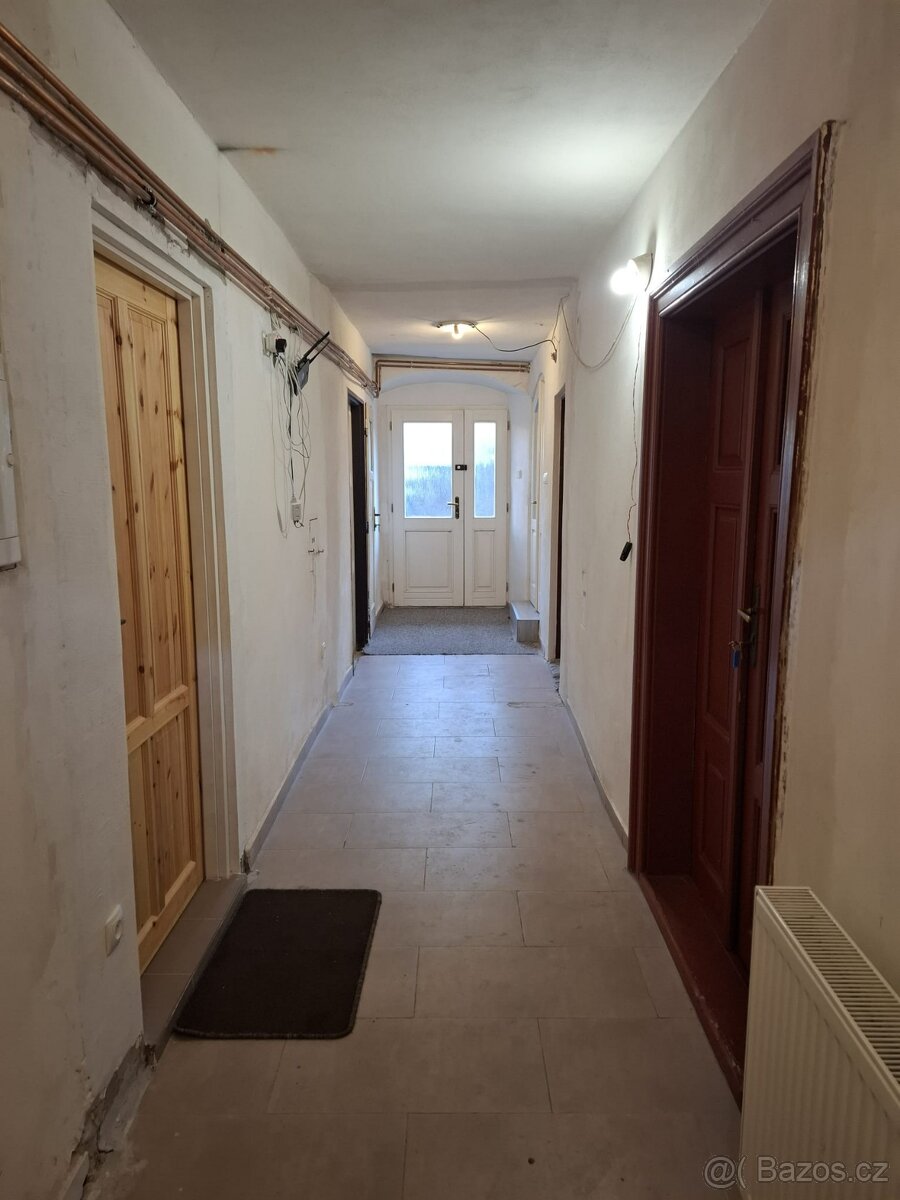 Prodáme dům se zahradou - 6