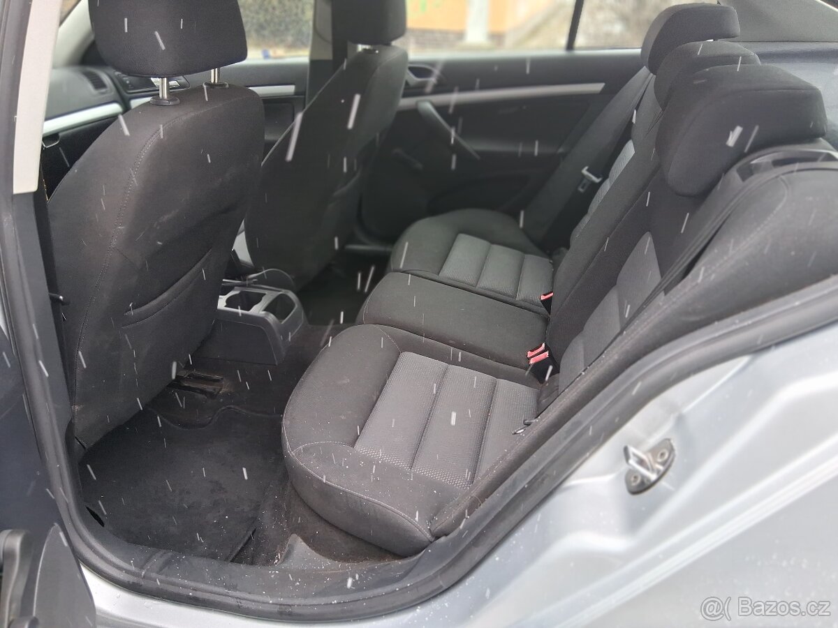 1.8 benzín Škoda octavia 2 - 6