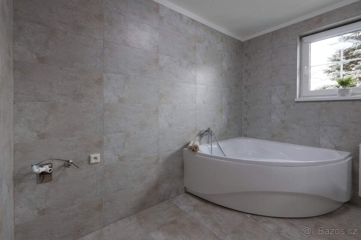 Prodej, rodinný dům 4+1,120 m², Mrtník - 6