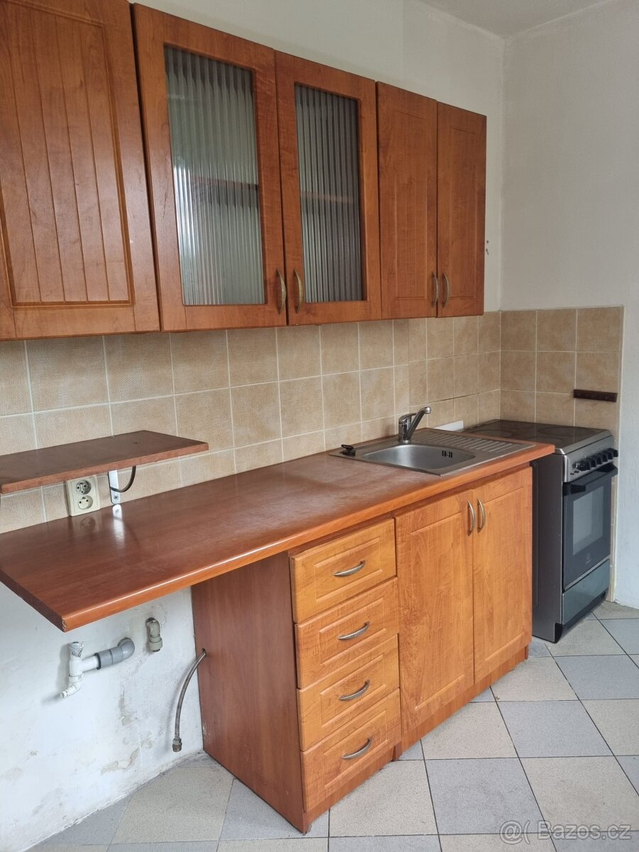 Pronájem bytu 2+1, Antonína Sovy , Bílina - 6