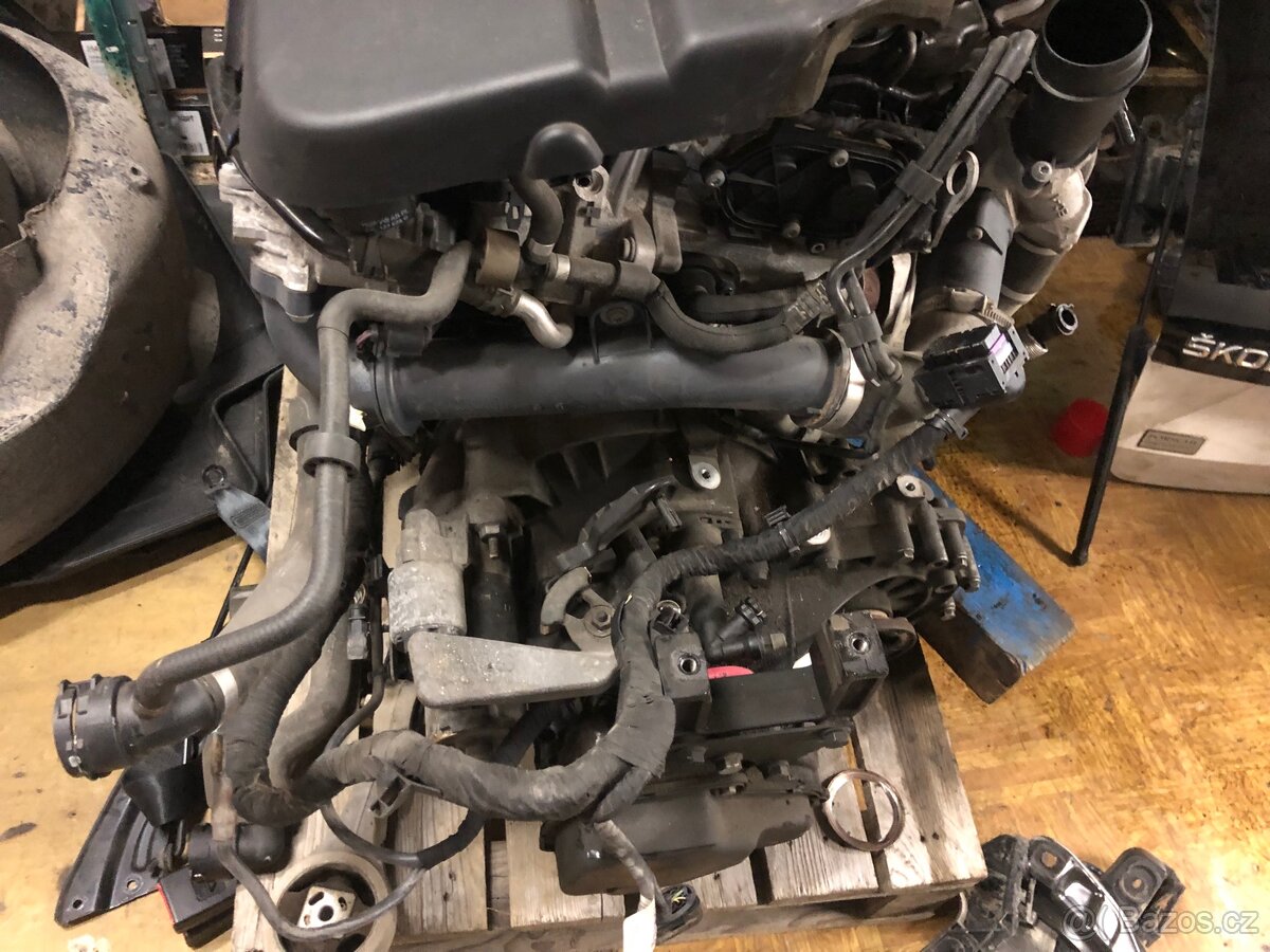 Škoda Rapid 1.6 85 kw CXM motor - 6