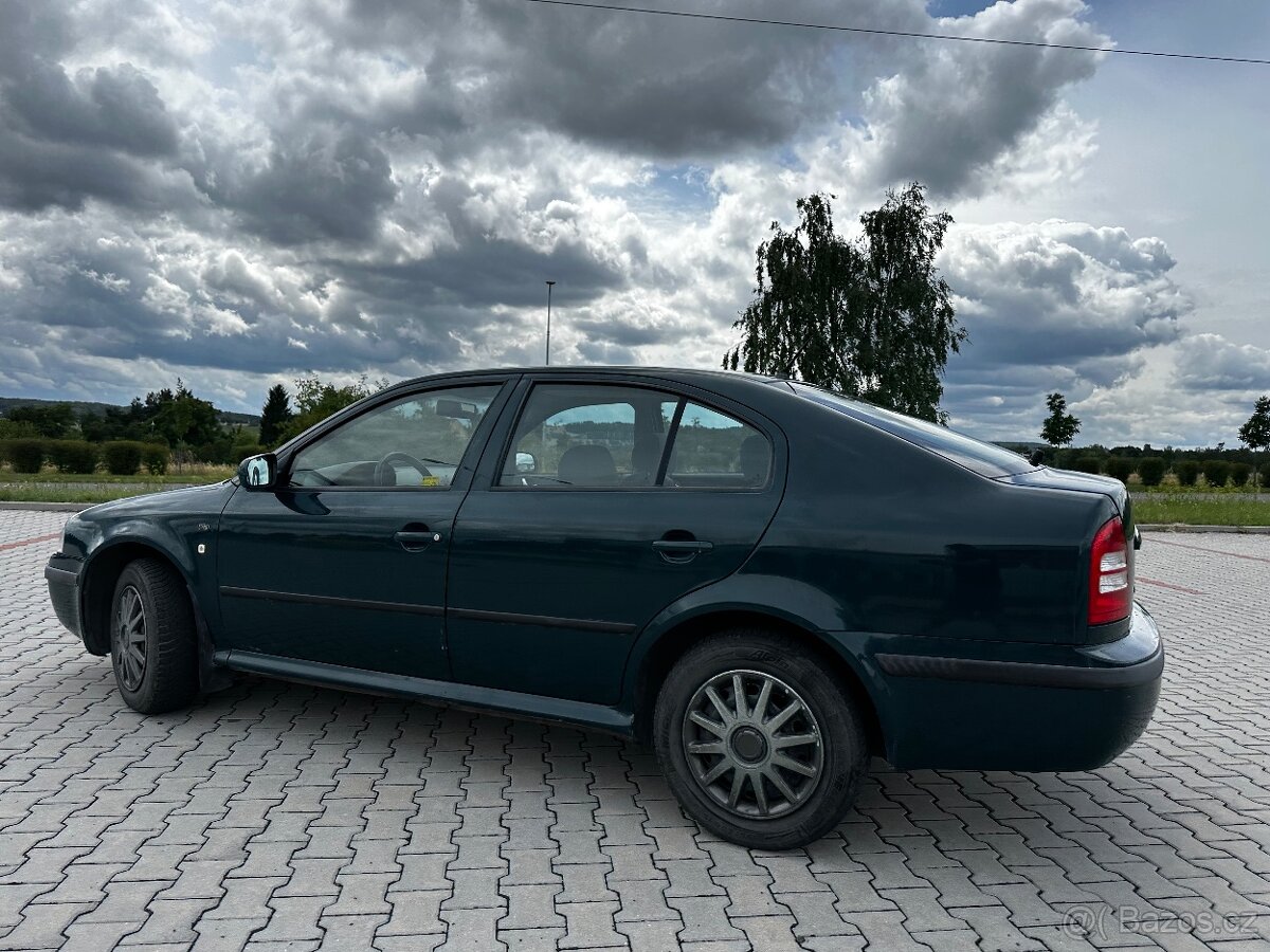 Škoda Octavia 1 1.6 74Kw / Benzín / - 6