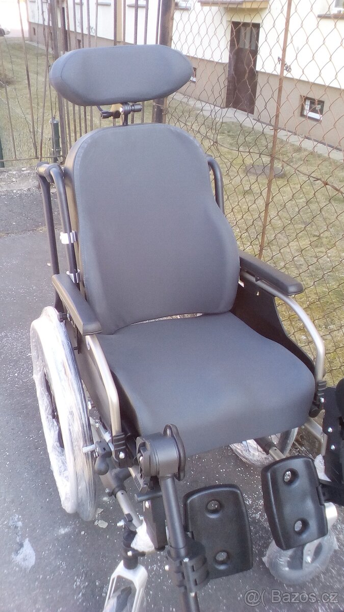INVALIDNÍ VOZÍK- SPECIÁLPOLOHOVACÍ-SKLÁDACÍ--44CM- - 6
