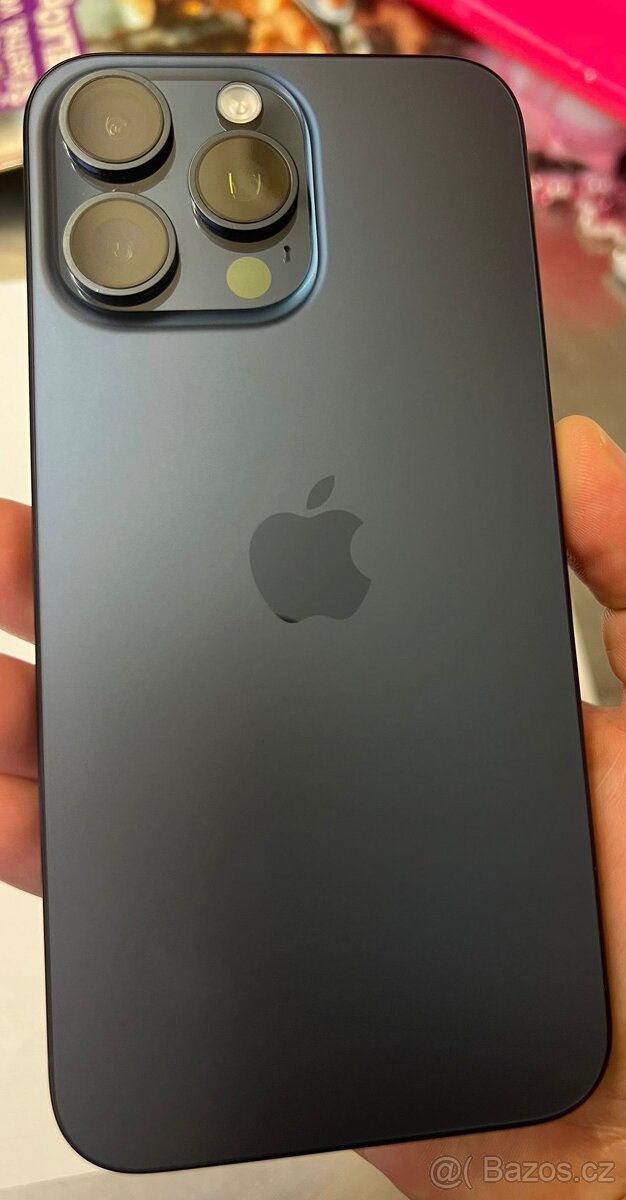 Krásný iphone 15 pro Max 256gb - 6