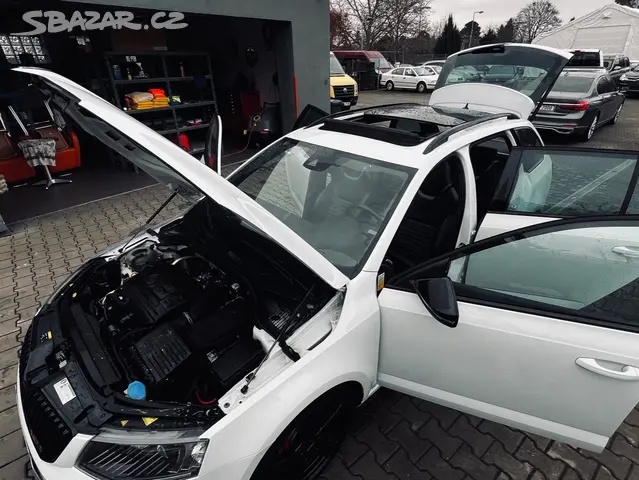 Škoda Octavia 3 RS Challenge 2015 - 6