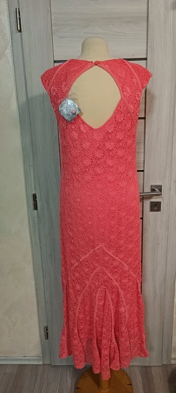 Dlouhé krajkované šaty - 6