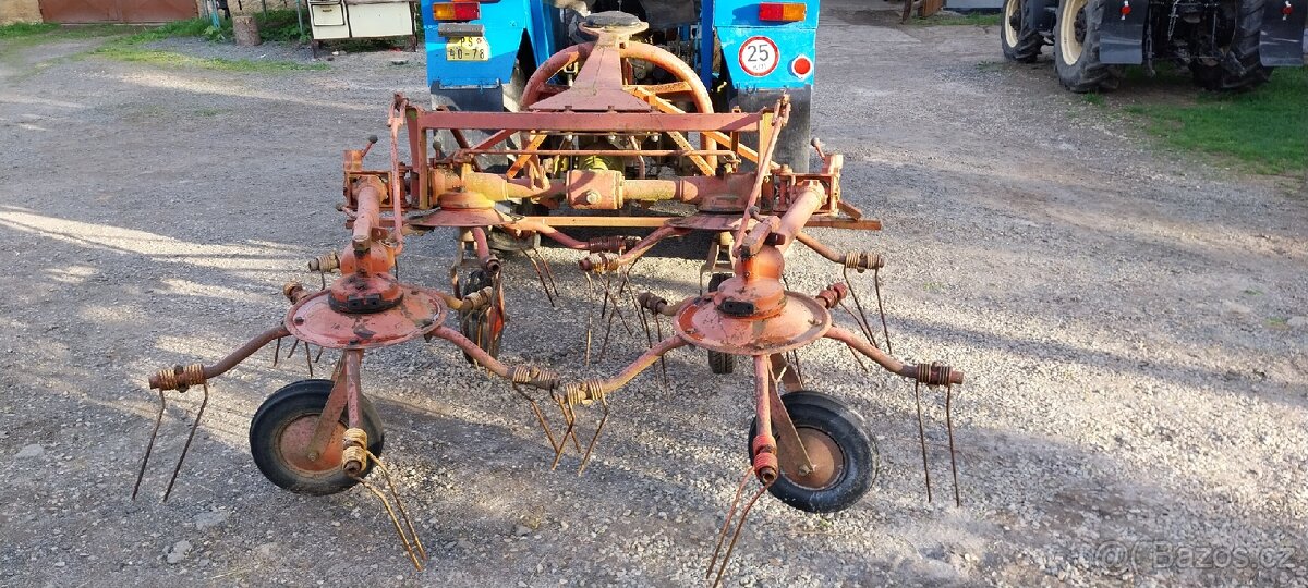 Prodám nesený obraceč Niemeyer HR 401 - 6