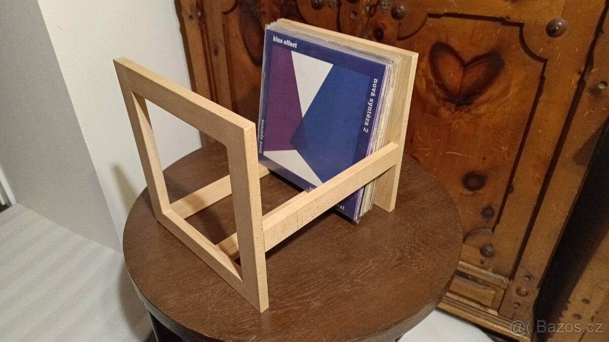 Stojan na gramofonové desky LP - 6