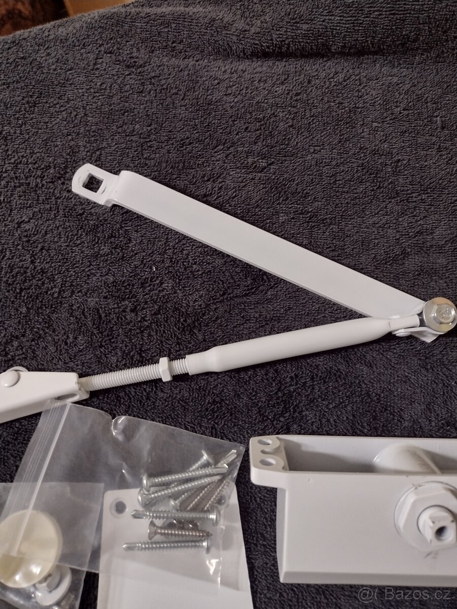 SAMOZAVÍRAČ DVEŘÍ - 6