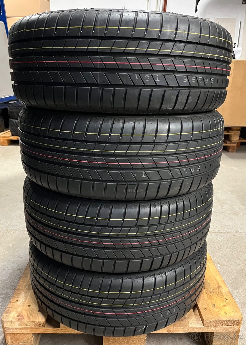 Octavia 4 R19 Nová originální letní sada (2025) - 6