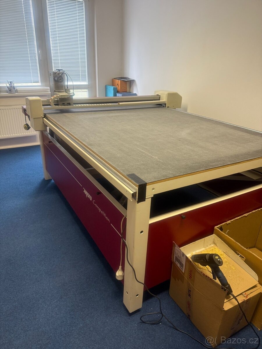stolní řezací plotr značky Aristo Competition - 6