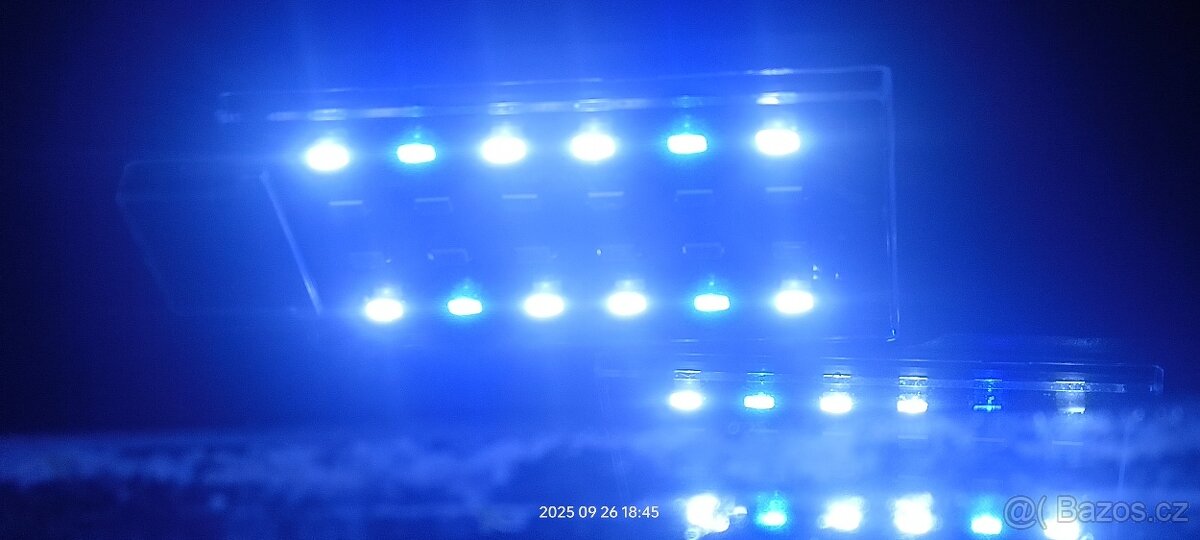 Akvarijní led závěsné osvětlení černé 10w - 6