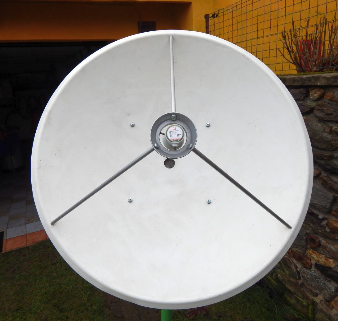 Parabola středová 100 cm s LNB pro satelitní příjem i AMA - 6