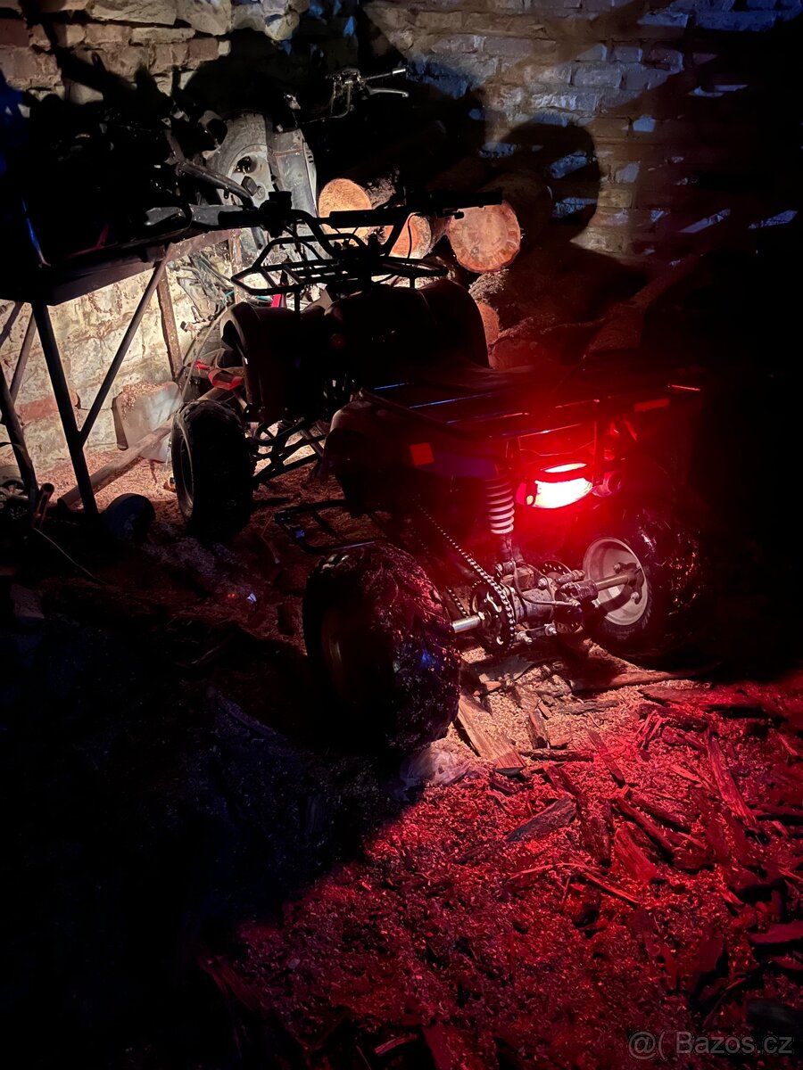 Čtyřkolka 110ccm - 6