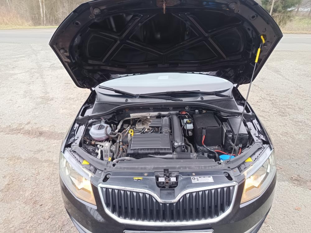 Škoda octavia 1.4 i 110 kw 6 kval 2016 koupeno CZ - 6