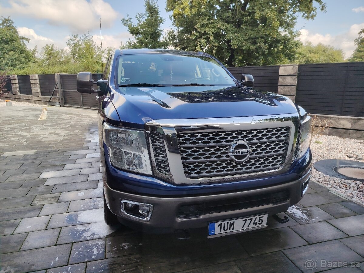 Nissan titan xd disel 5.0 V8 - 6
