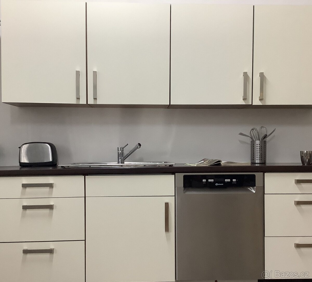 Světlá moderní kuchyně PAOLA - 6