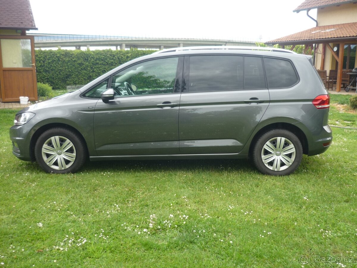 VW Touran, 1,6Tdi, rv 2018, 7 míst - 6