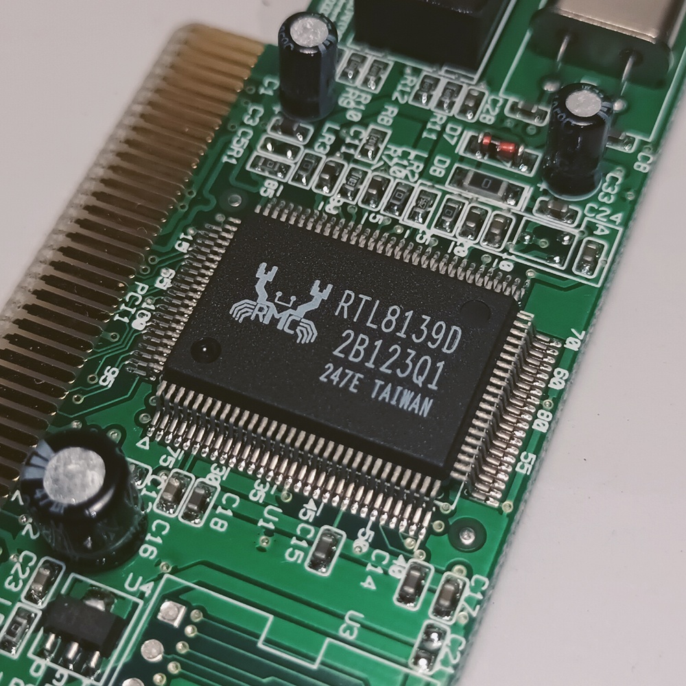 Síťová karta Hama RTL8139D/AI - 6